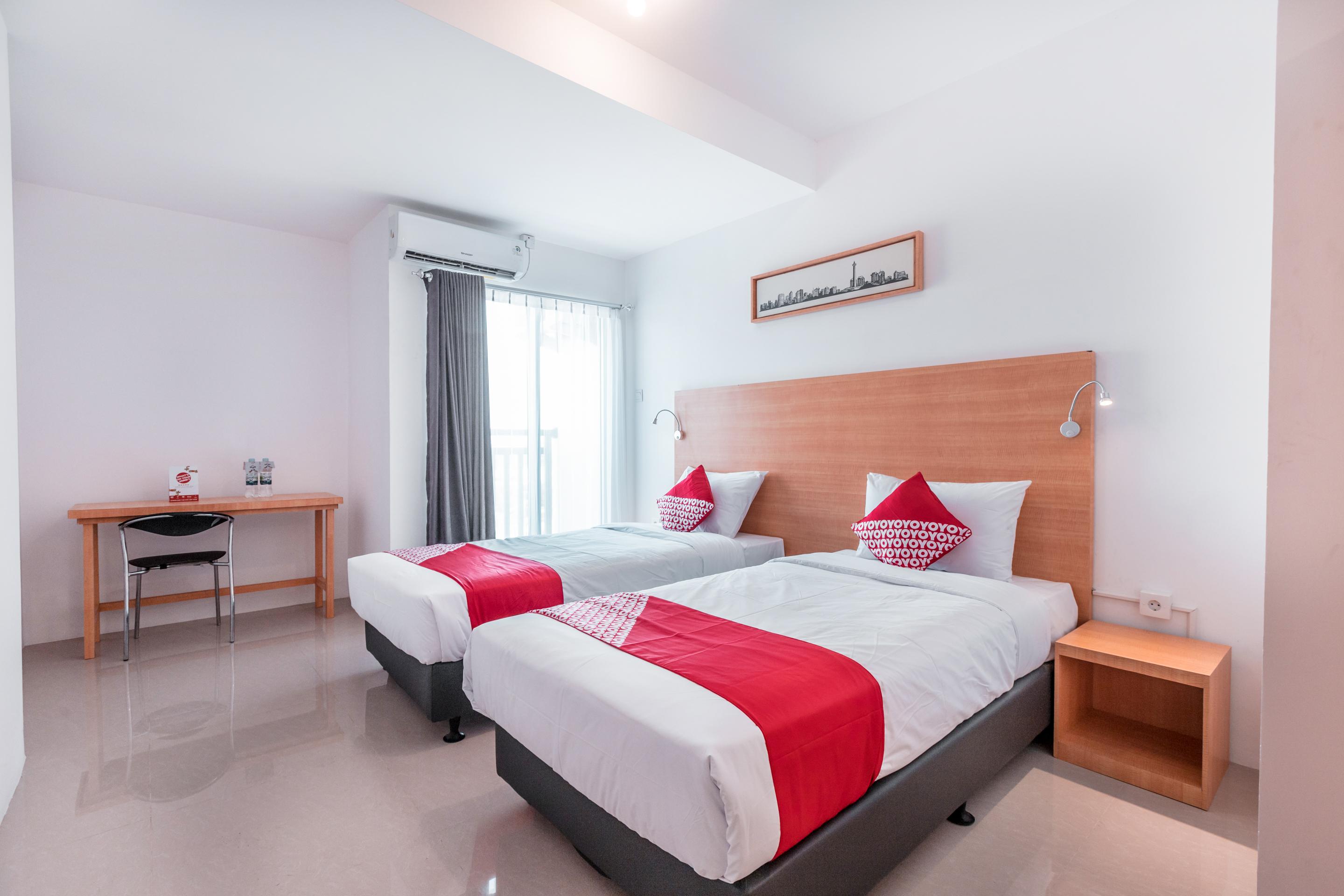 Hotel Vaccinated Staff - OYO Flagship 766 Prima Orchard Bekasi Exterior foto